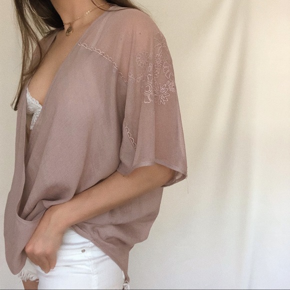 Wrapped front Top - Picture 2 of 8